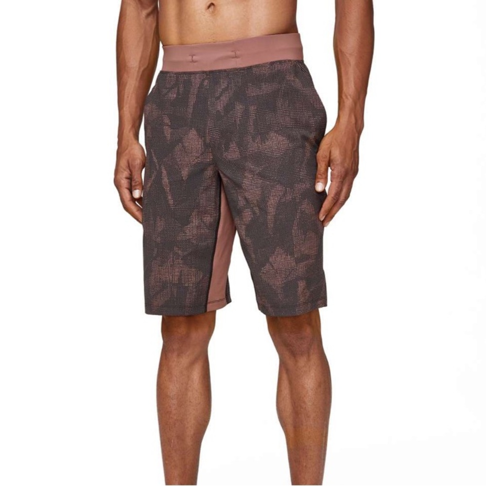 Lululemon T.H.E Short 11’ Linerless